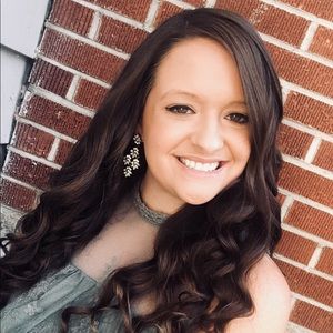 Meet your Posher, Nichole